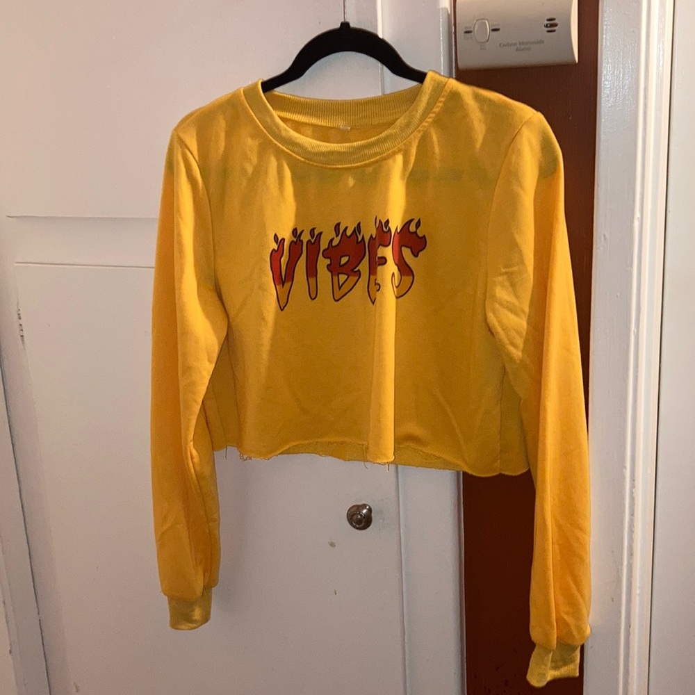 Cropped sweater - Picture 2 of 4